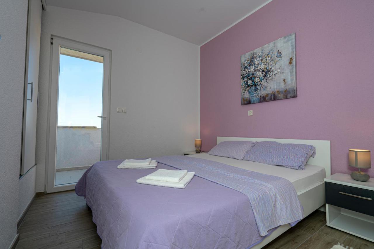 Seaview & Balcony Apartment Petra Jadrija Bagian luar foto